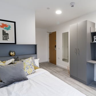 Premium Plus En Suite - Image 1